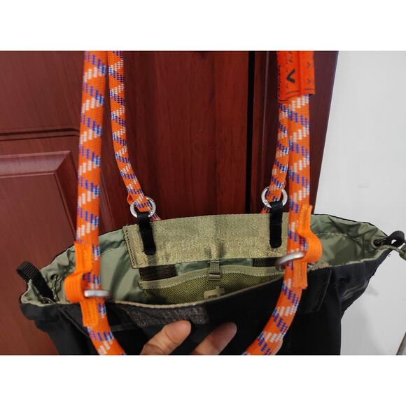 Pre-owned Topologie Small Black Crossbody Bag Unisex - Picture 4 of 4